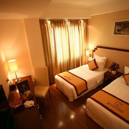 Royal Gate Hotel Hanoi Exterior photo